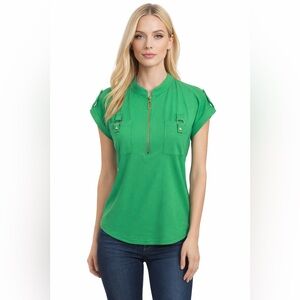 Stem & Vine Women’s Green Top Size Small 1/2 Zip Front Roll Tab Short Sleeves